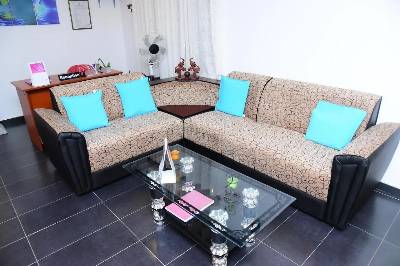 Guest house White Villa Airport Transit Hotel Katunayake