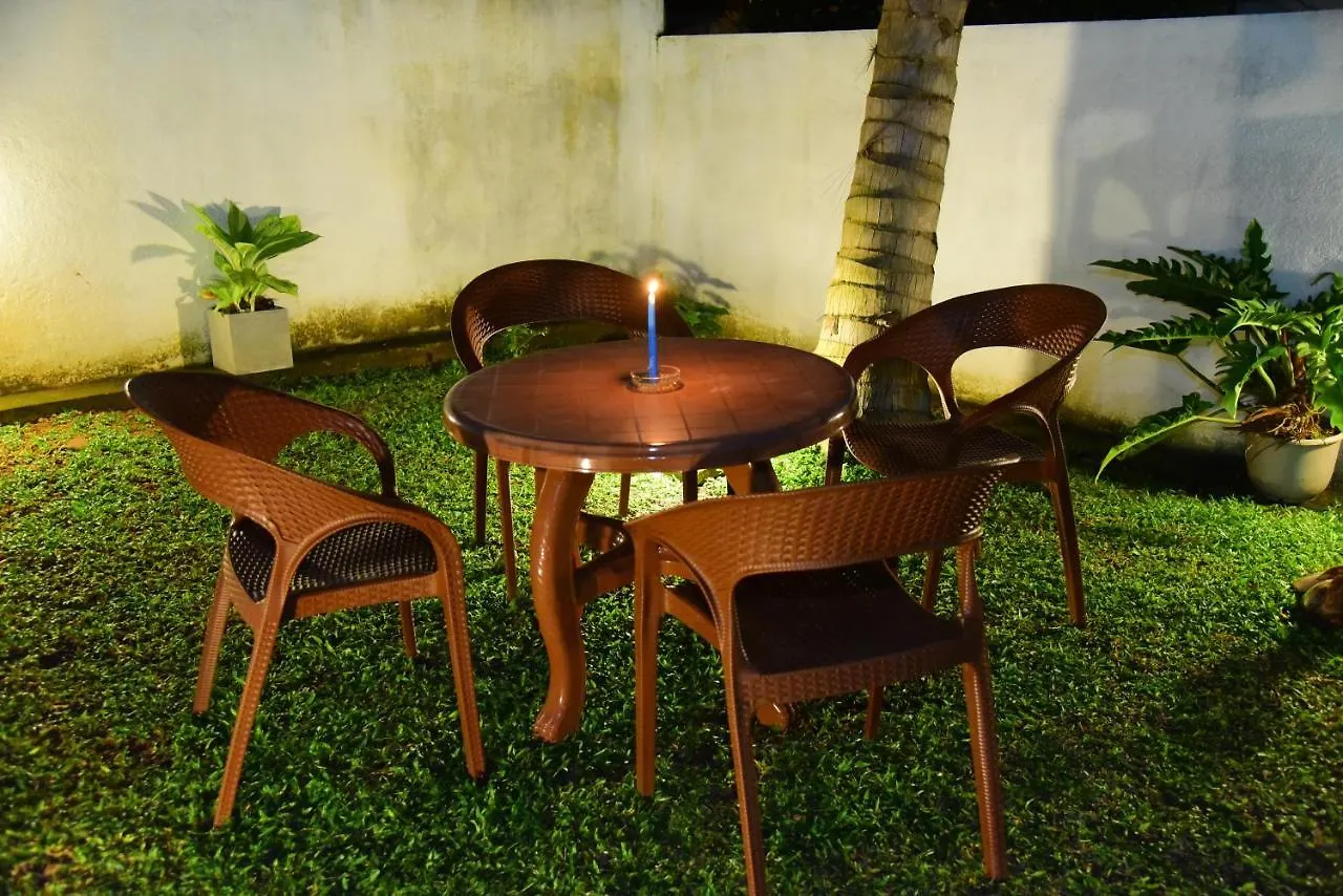 White Villa Airport Transit Hotel Katunayake Sri Lanka
