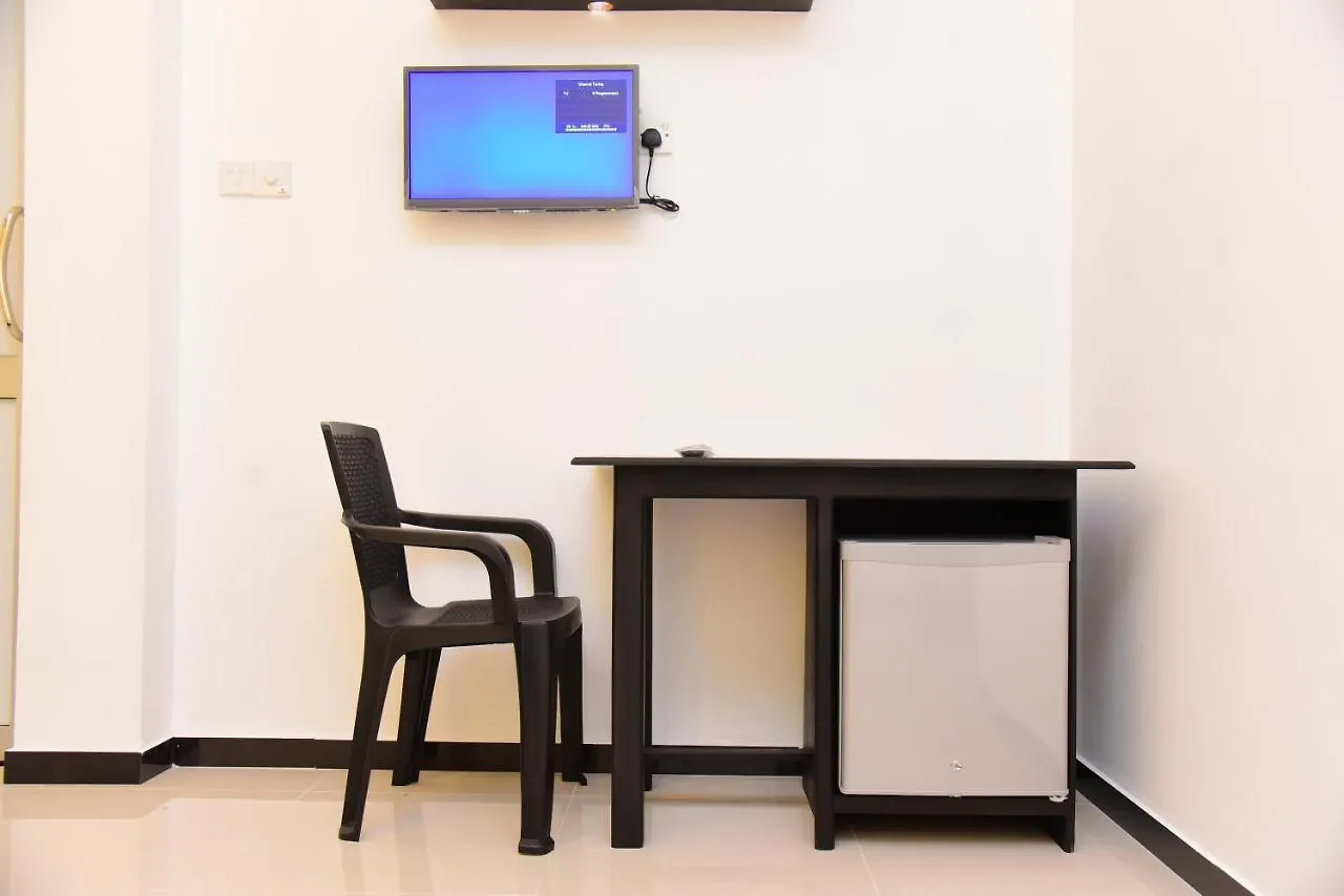White Villa Airport Transit Hotel Katunayake Guest house