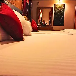 Hotel Ared, Katunayake