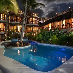 https://hotel-para-ti.quintano-roohotels.com